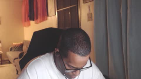 Snapshot of toni2814 chatting on 03/01/26, 02:02 Antonio online show from 03/01/26, 02:02