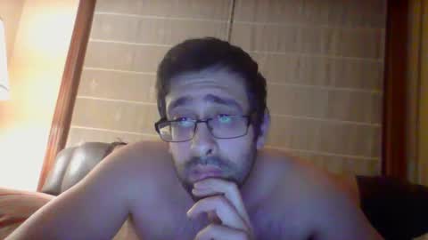 Snapshot of toni640128 chatting on 01/01/25, 10:03 toni640128 online show from 01/01/25, 10:03