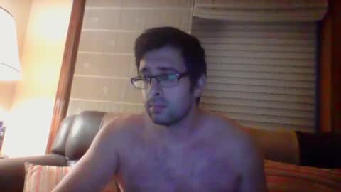 Snapshot of toni640128 chatting on 01/08/25, 01:11 toni640128 online show from 01/08/25, 01:11