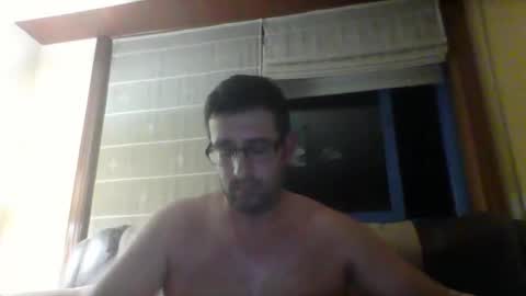 Snapshot of toni640128 chatting on 09/19/25, 11:27 toni640128 online show from 09/19/25, 11:27