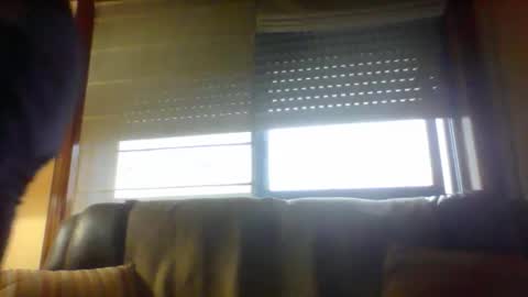 Snapshot of toni640128 chatting on 10/19/25, 04:07 toni640128 online show from 10/19/25, 04:07