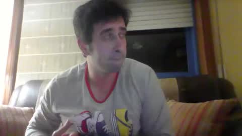 Snapshot of toni640128 chatting on 11/25/25, 10:32 toni640128 online show from 11/25/25, 10:32