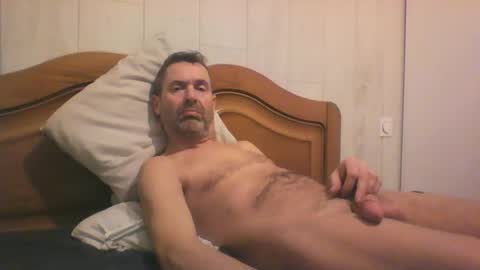 tonio1972 online show from 10/25/25, 06:57