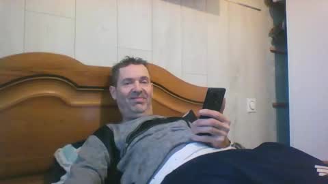 tonio1972 online show from 11/30/25, 07:56