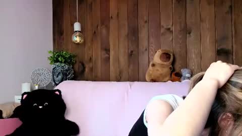 Melissa online show from 06/12/26, 09:08