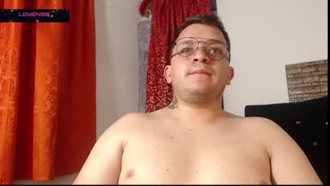 Snapshot of tonny_landri chatting on 12/17/24, 06:02 Tonny Landri online show from 12/17/24, 06:02