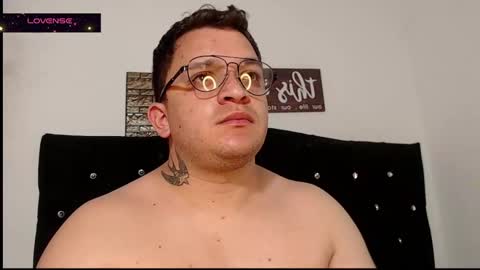 Snapshot of tonny_landri chatting on 01/14/25, 05:30 Tonny Landri online show from 01/14/25, 05:30