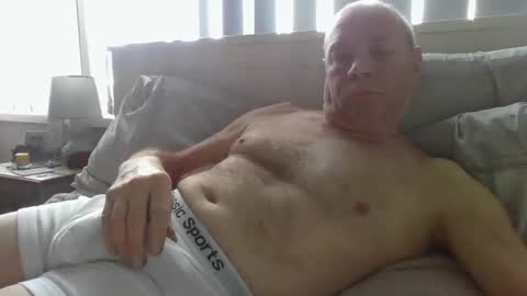 Snapshot of tony14712 chatting on 02/05/25, 09:57 tony14712 online show from 02/05/25, 09:57