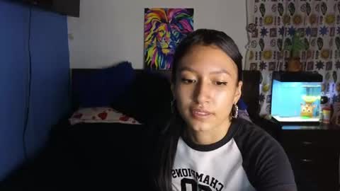 Snapshot of tony_and_sophia chatting on 07/19/26, 12:25 Sophia Tony online show from 07/19/26, 12:25