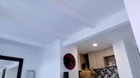 tony muscle1 online show from 11/16/25, 08:03