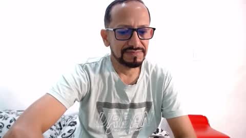 Snapshot of tony_stark79 chatting on 01/08/26, 12:18 tony stark online show from 01/08/26, 12:18