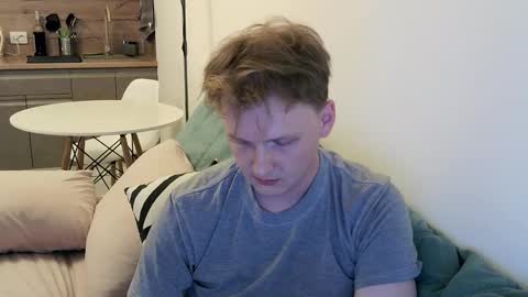 Snapshot of tony_tonka chatting on 10/22/25, 09:58 Tony online show from 10/22/25, 09:58