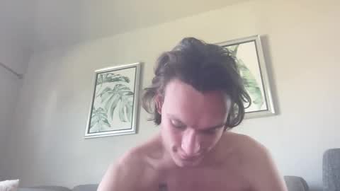 Snapshot of tonycardillo chatting on 10/31/25, 06:09 tonycardillo online show from 10/31/25, 06:09