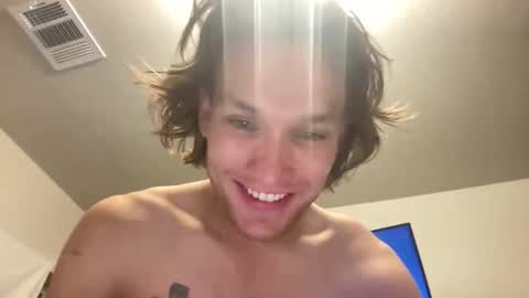 Snapshot of tonycardillo chatting on 11/18/25, 03:01 tonycardillo online show from 11/18/25, 03:01