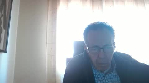 Snapshot of tonycoma chatting on 12/03/25, 12:36 TonyComa online show from 12/03/25, 12:36