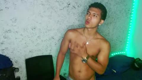Snapshot of tonydesire_ chatting on 07/12/26, 12:34 tonydesire_ online show from 07/12/26, 12:34