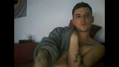 tonystrawberry online show from 04/06/26, 09:49