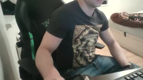 Snapshot of tonytigersex chatting on 02/15/26, 02:08 tonytigersex online show from 02/15/26, 02:08