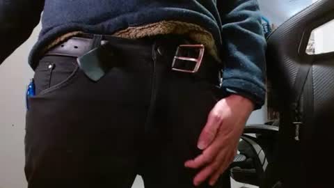 Snapshot of tonytonytony3001 chatting on 01/25/25, 08:21 tonytonytony3001 online show from 01/25/25, 08:21