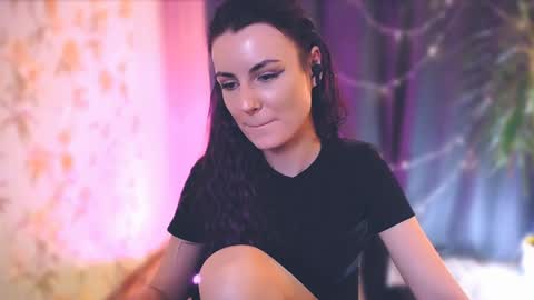 Elizabeth online show from 01/13/25, 02:18