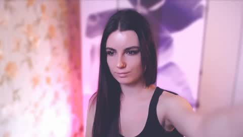 Elizabeth online show from 02/25/25, 10:47