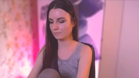 Elizabeth online show from 02/26/25, 08:22