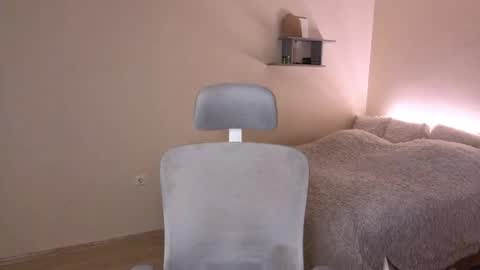 toohornyserj online show from 04/17/26, 08:01