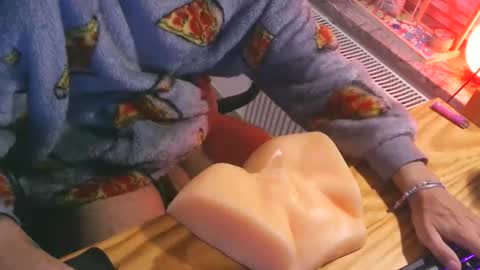 Snapshot of toohugeandstonedxoxo chatting on 09/22/25, 11:51 toohugeandstonedxoxo online show from 09/22/25, 11:51