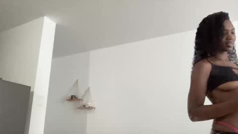 Snapshot of tootie03 chatting on 10/05/25, 09:18 tootie03 online show from 10/05/25, 09:18