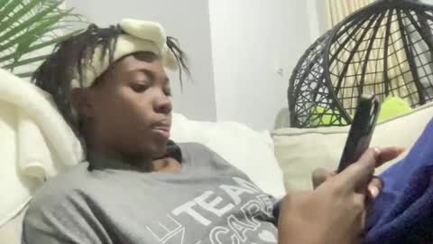 Snapshot of tootie03 chatting on 11/16/25, 05:29 tootie03 online show from 11/16/25, 05:29