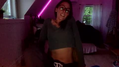 tootsiefoote001 online show from 05/09/26, 12:38