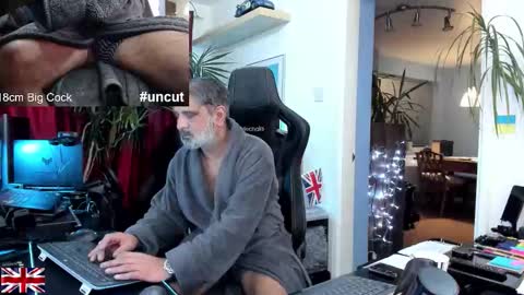 topalphaboss online show from 11/16/25, 04:45