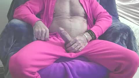 topfortwinks online show from 11/26/25, 06:36