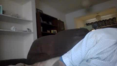 topfoxs30 online show from 10/20/25, 03:56