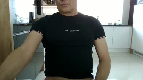 topsecreton online show from 03/31/26, 09:32