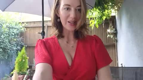 Snapshot of topsywilde chatting on 12/23/25, 07:06 Topsy online show from 12/23/25, 07:06