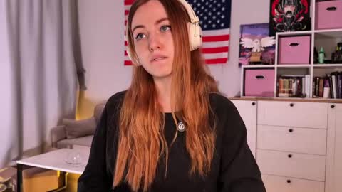 Lina  Next stream January 4  11am UTC 0 online show from 04/18/26, 07:07