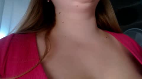 tori_blond online show from 10/25/25, 07:05