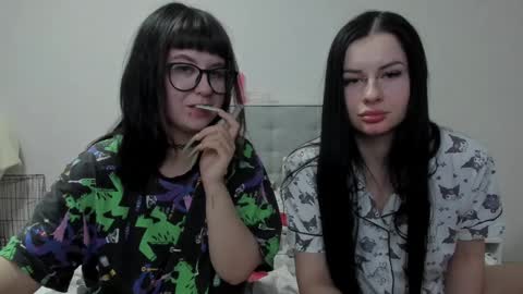 Snapshot of toriayun0 chatting on 01/03/25, 10:40 your personal gothic girl check it online show from 01/03/25, 10:40