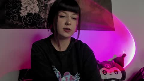 Snapshot of toriayun0 chatting on 01/15/25, 08:48 your personal gothic girl check it online show from 01/15/25, 08:48