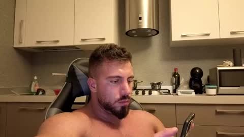 Snapshot of toro_arrapato chatting on 10/16/25, 02:45 toro_arrapato online show from 10/16/25, 02:45