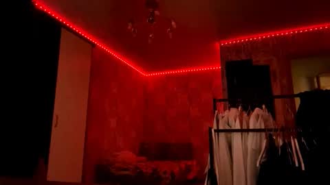 Julia online show from 12/22/25, 12:13