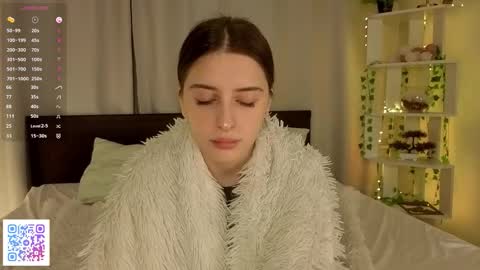 Kate online show from 02/15/26, 07:51