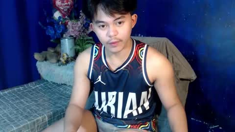 Toshiro online show from 10/10/25, 04:28