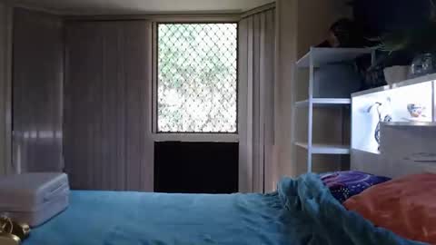 Milly online show from 10/09/25, 11:03