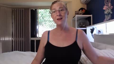 Milly online show from 03/23/26, 11:09