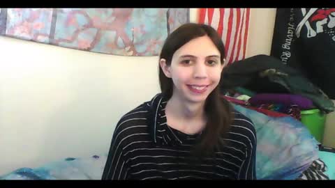 Luna online show from 02/10/25, 10:19