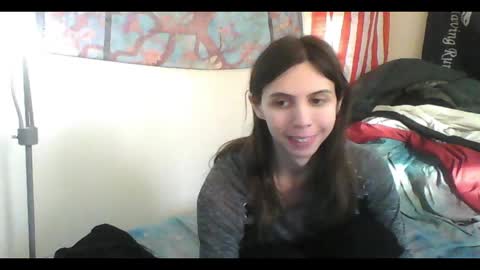 Luna online show from 02/24/25, 10:03