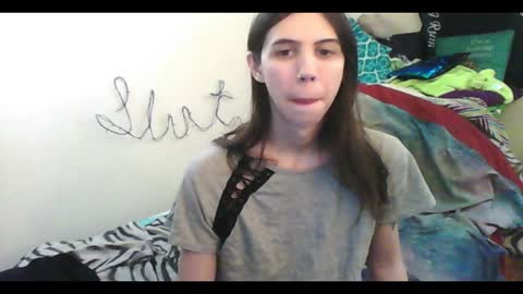 Luna online show from 12/18/25, 09:54