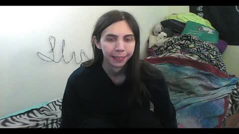 Luna online show from 04/07/26, 12:00